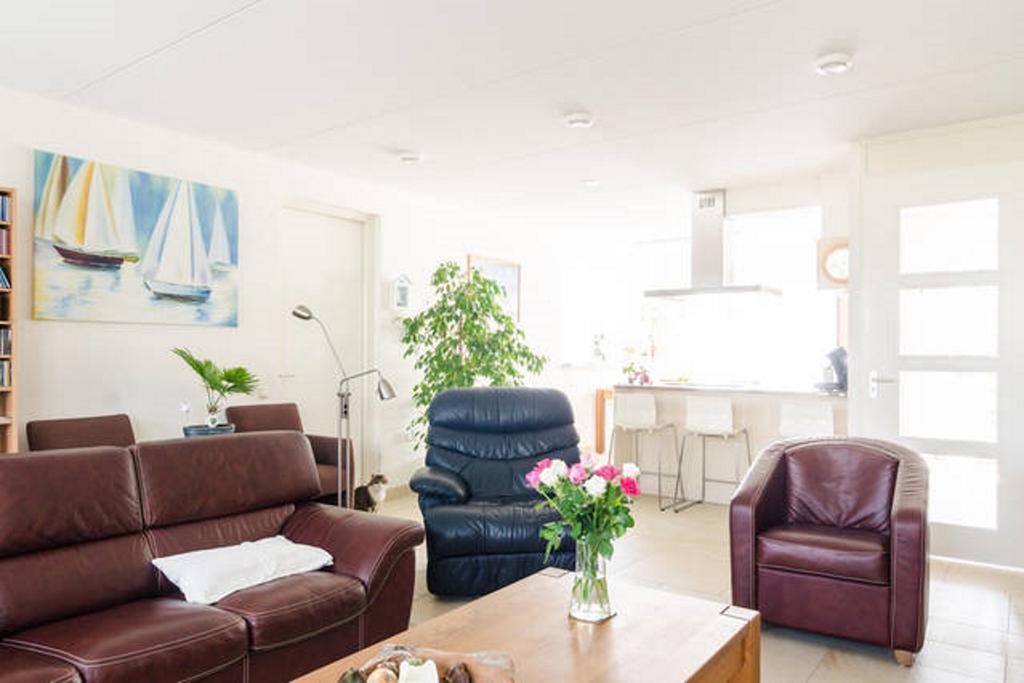 B&B Almere Eksteriør billede